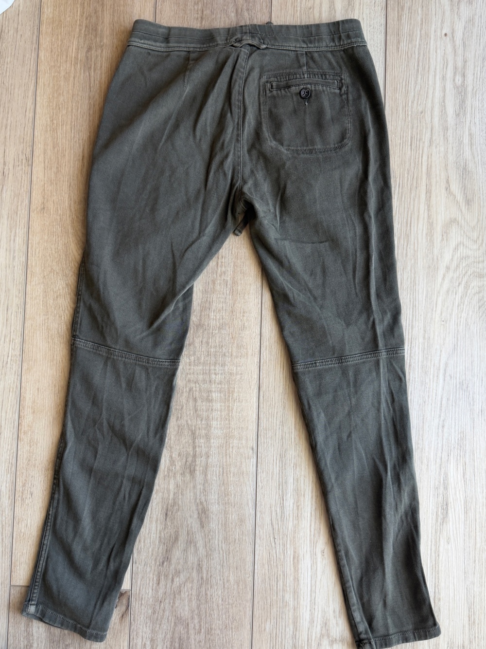 James Perse Olive Drawstring Joggers - Picture 2 of 3
